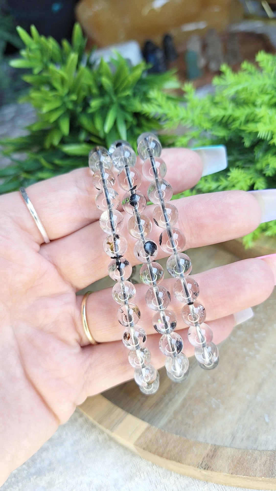 Quartz with inclusions