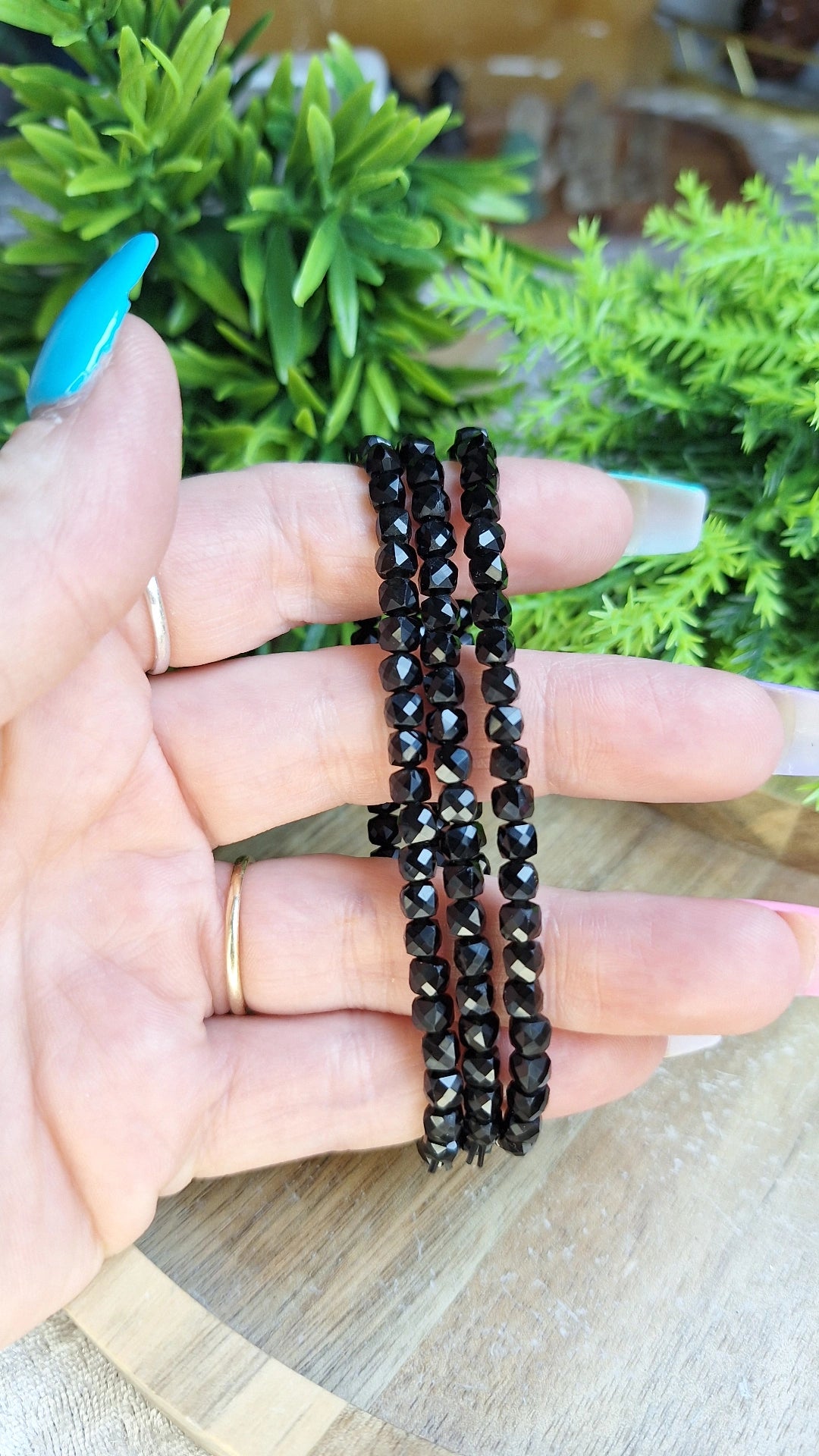 Obsidian faceted bracelet