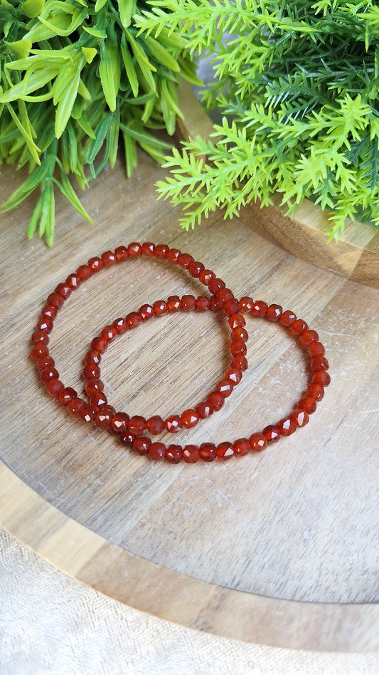 Carnelian faceted bracelet