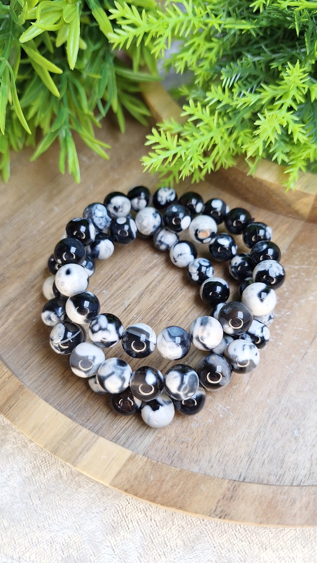 Orca agate bracelet
