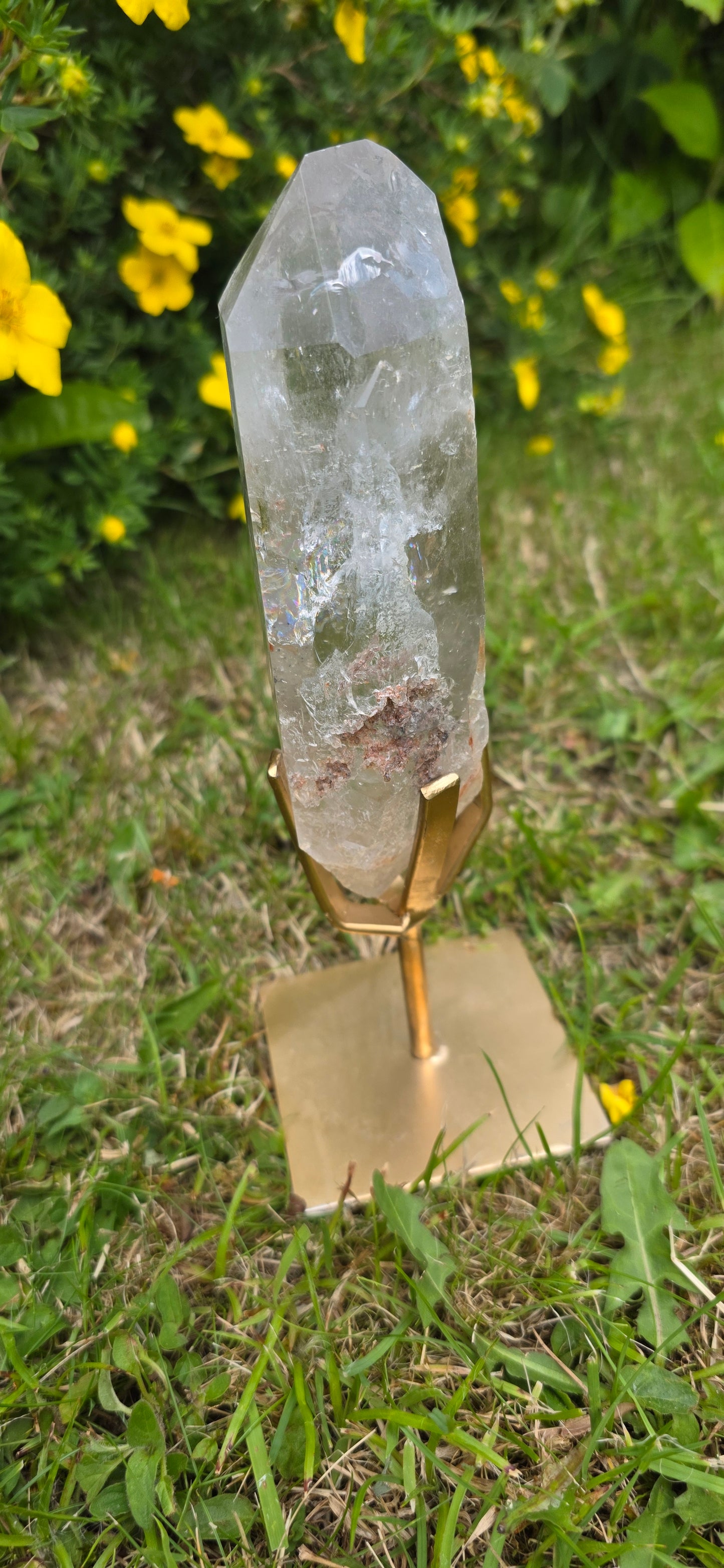 Large quartz raw point