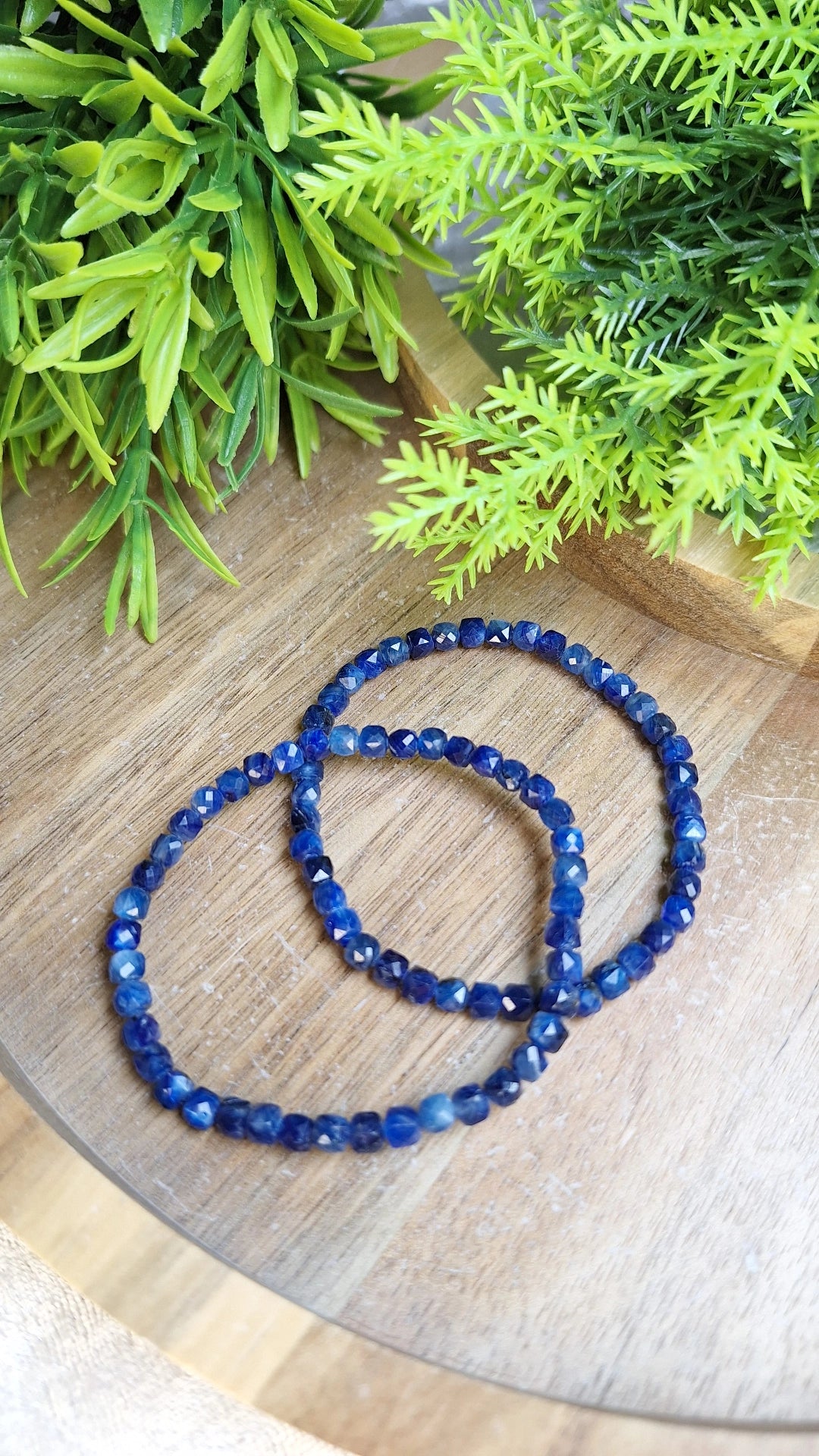 Faceted blue kyanite bracelet