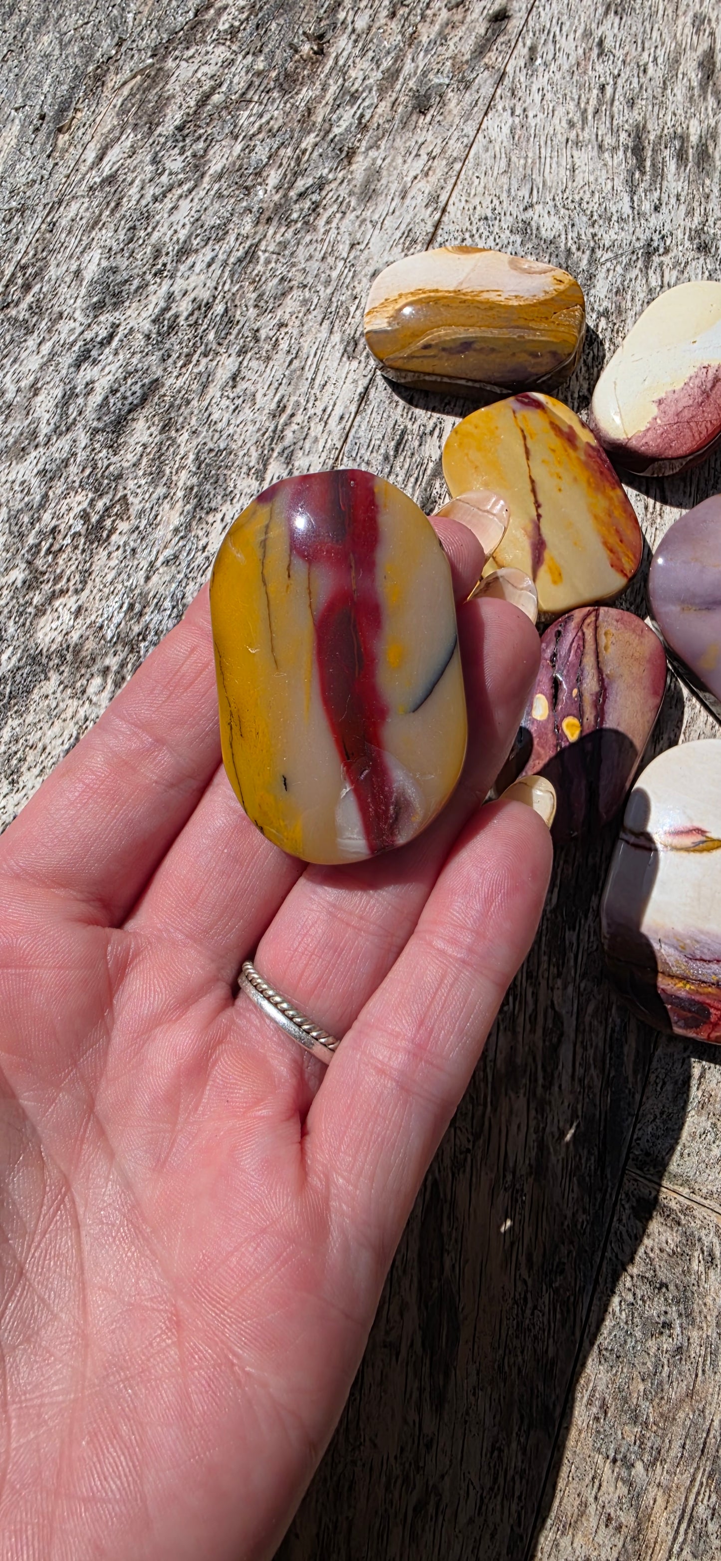 Mookaite palm