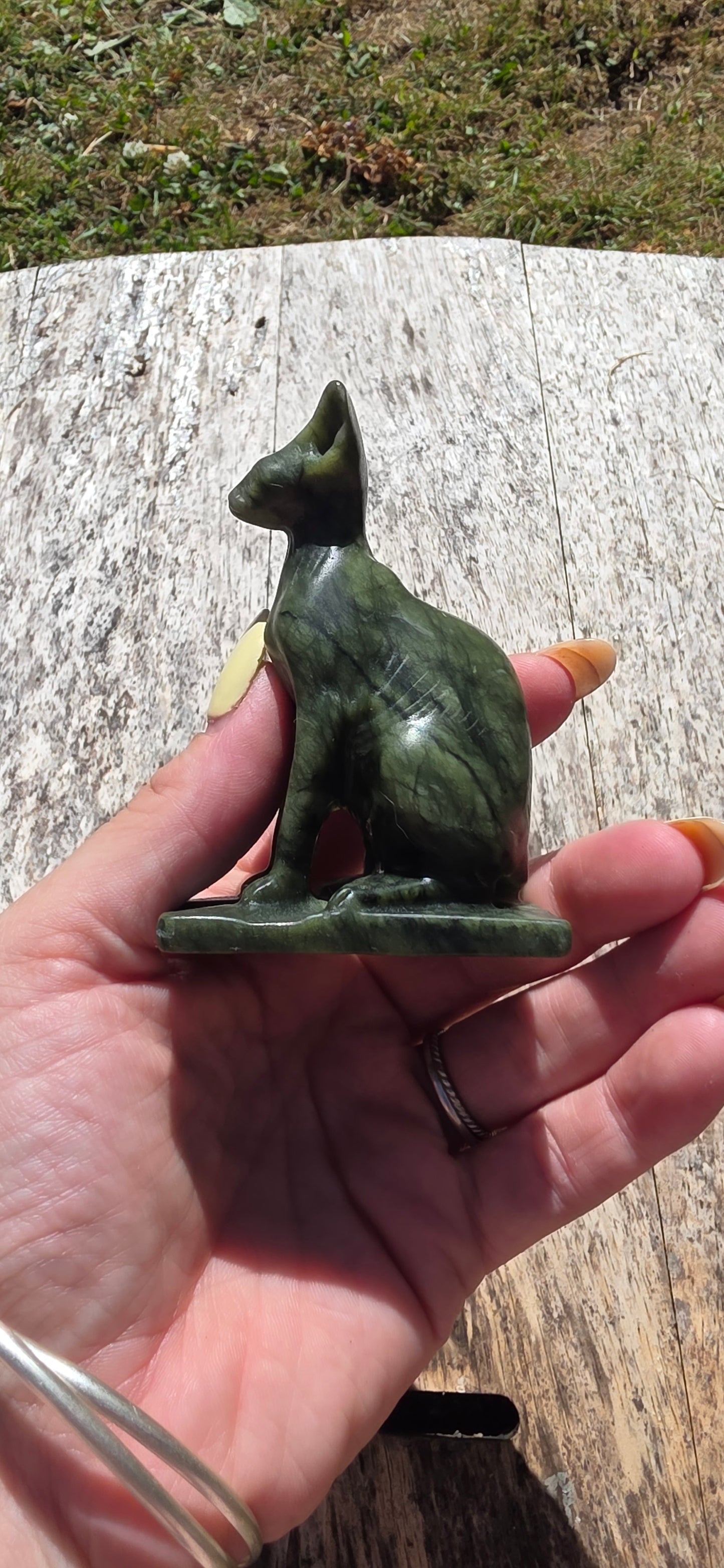 Serpentine jade sphinx
